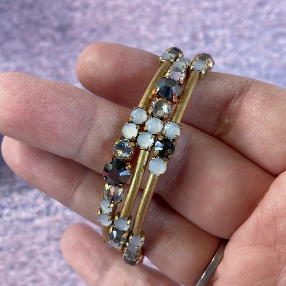 0087 Stella & Dot Isabelle Wrap Bracelet Gold Tone w/Neutral Acrylic Rhinestones